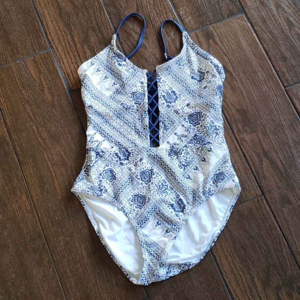 96 degrees onepiece
